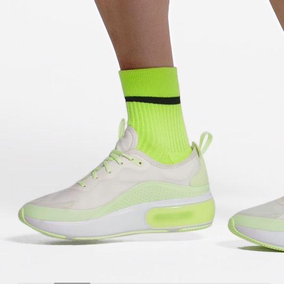 NWT Nike Air Max Dia Training White Volt - Picture 5 of 8